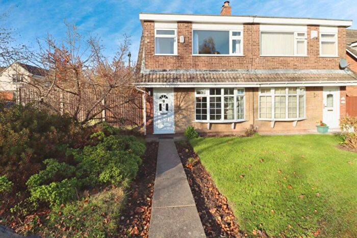 3 Bedroom House To Rent In Poulton Royd Drive Spital, CH63