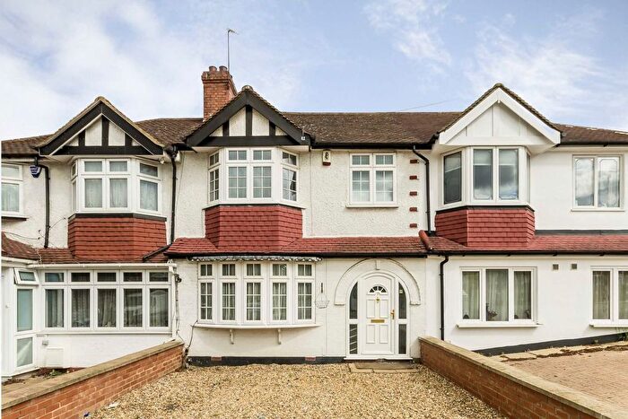 3 Bedroom Property To Rent In Wadham Gardens, Greenford, UB6