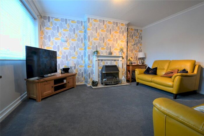 3 Bedroom Semi-Detached House To Rent In Abbey Way, Farnborough, Hampshire, GU14