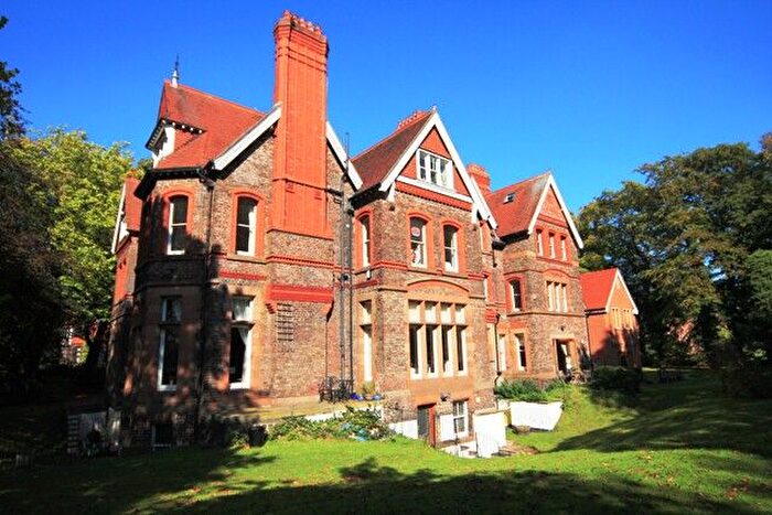 2 Bedroom Flat To Rent In Mossley Hill Drive, Liverpool, L17