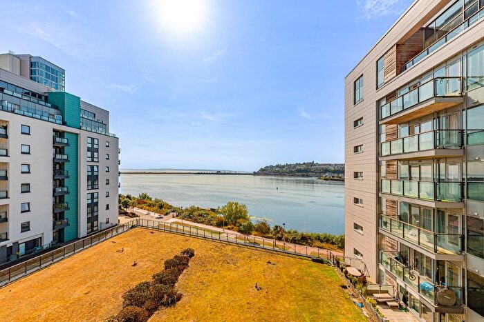 2 Bedroom Flat For Sale In Ferry Court, Cardiff, CF11