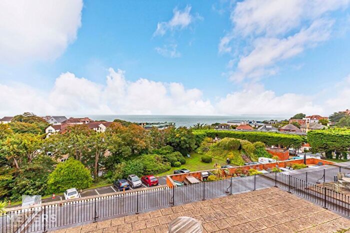 2 Bedroom Flat To Rent In Burlington Mansions, Owls Road, Bournemouth, BH5