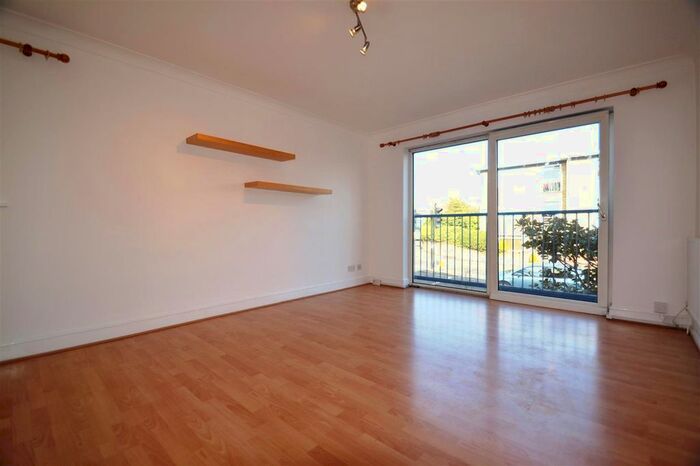 2 Bedroom Flat To Rent In Beaufort House, A Lower Downs Road, Wimbledon, SW20