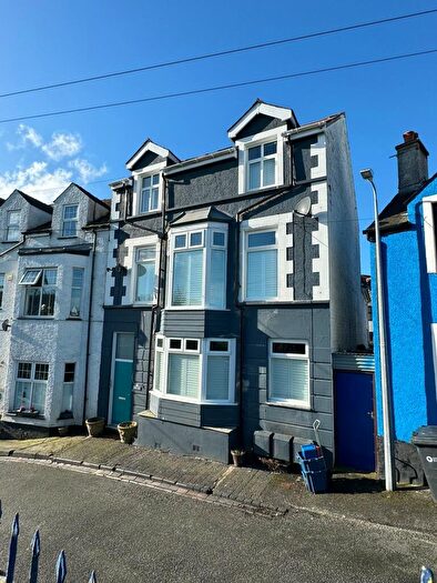 7 Bedroom Terraced House For Sale In St. Georges Road, Menai Bridge, LL59
