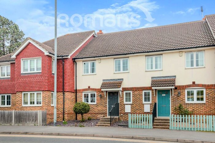 3 Bedroom Terraced House To Rent In Chislett Gardens, Sandhurst, GU47