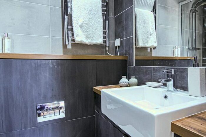 Studio To Rent In Blackfriars Road, Salford, M3