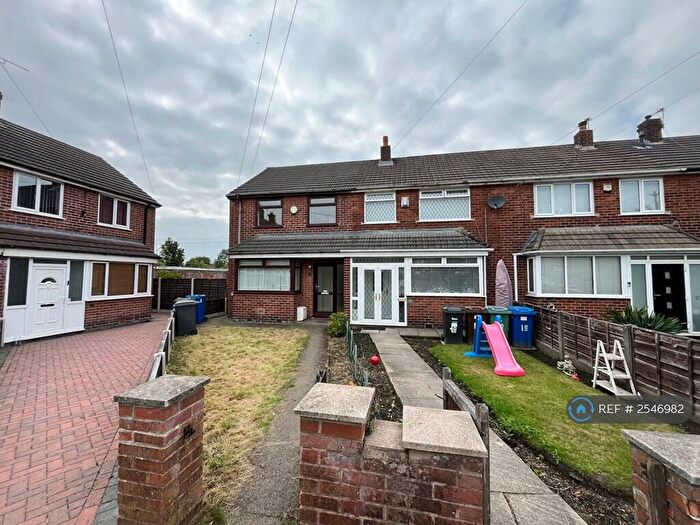 2 Bedroom Semi-Detached House To Rent In Blenmar Close, Radcliffe, Manchester, M26