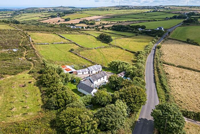 4 Bedroom Farmhouse For Sale In Hangmans Hill, Troon, Camborne, TR14