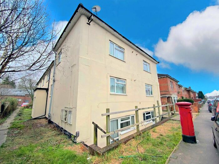 Studio To Rent In Adelaide Road, Southampton, Hampshire SO17