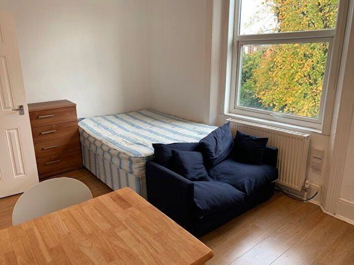 Studio To Rent In West End Lane, West Hampstead, NW6