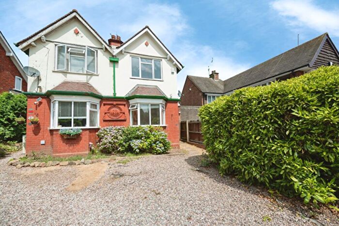 2 Bedroom Semi Detached House For Sale In Perryhill Lane, Oldbury, West Midlands, B68