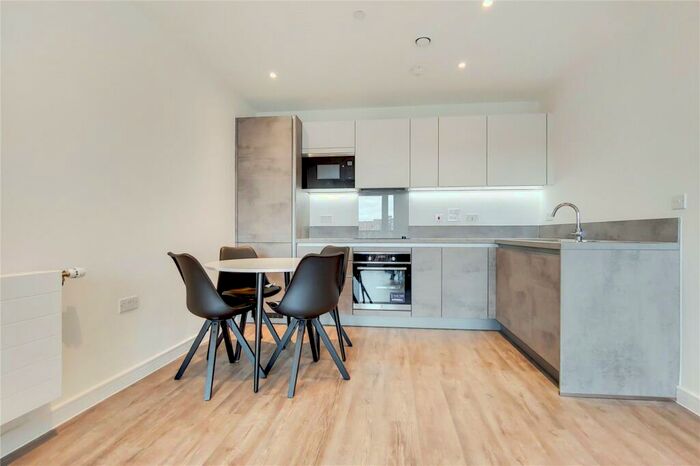 1 Bedroom Apartment To Rent In Fresh Wharf Road, Barking, Essex, IG11