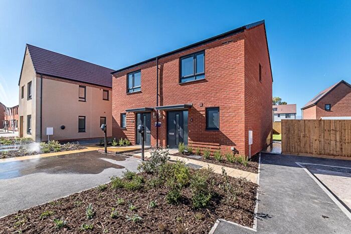 2 Bedroom End Of Terrace House To Rent In Roundhouse Road Didcot, OX11