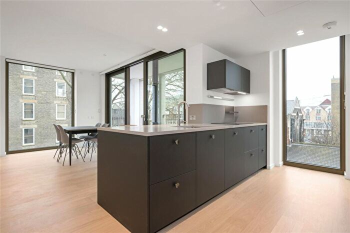 2 Bedroom Apartment To Rent In The Levett Building, Little Britain, London, EC1A