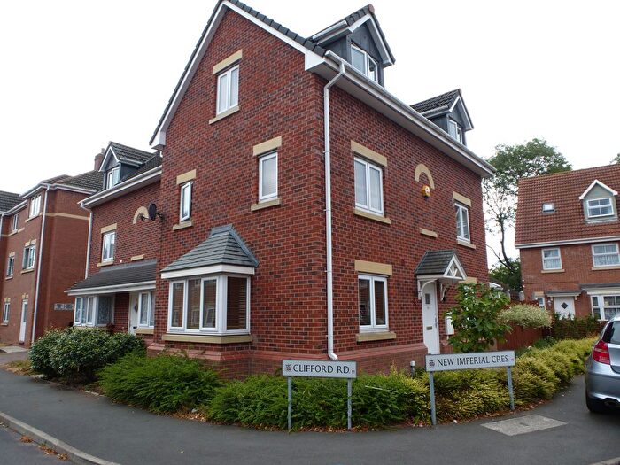 4 Bedroom Property To Rent In New Imperial Crescent, Birmingham, B11