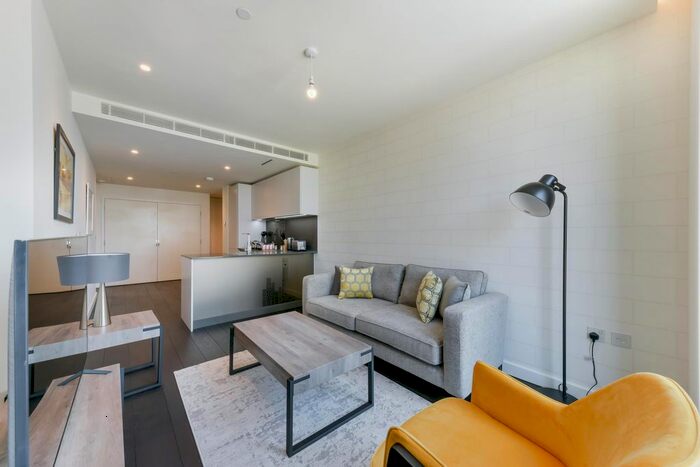 1 Bedroom Flat To Rent In Damac Tower, Vauxhall, London, SW8