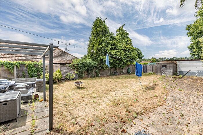 2 Bedroom Bungalow For Sale In Sanway Road, Byfleet, West Byfleet, Surrey, KT14