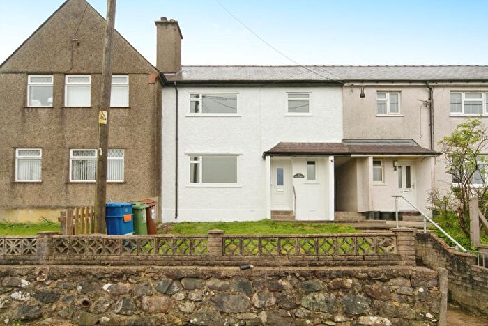3 Bedroom Terraced House For Sale In Rhosgadfan, Caernarfon, Gwynedd, LL54