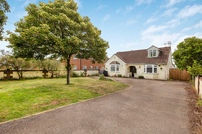 4 Bedroom Detached House For Sale In Besselsleigh Road, Wootton, OX13
