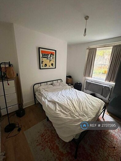 2 Bedroom Flat To Rent In Loveridge Road, London, NW6