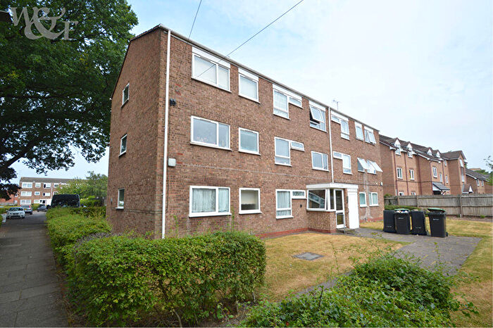 2 Bedroom Flat For Sale In South Grove, Erdington, Birmingham, B23