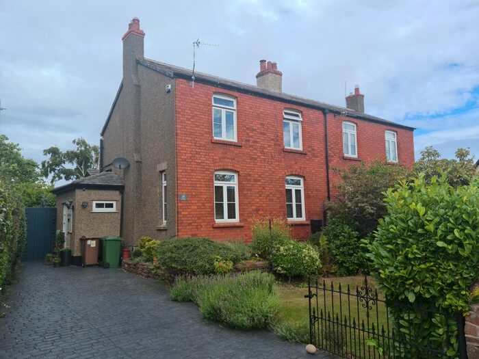 3 Bedroom Property To Rent In Downham Road South, Heswall, Wirral, CH60