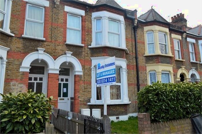 2 Bedroom Flat To Rent In Pattenden Road, Catford, London, SE6