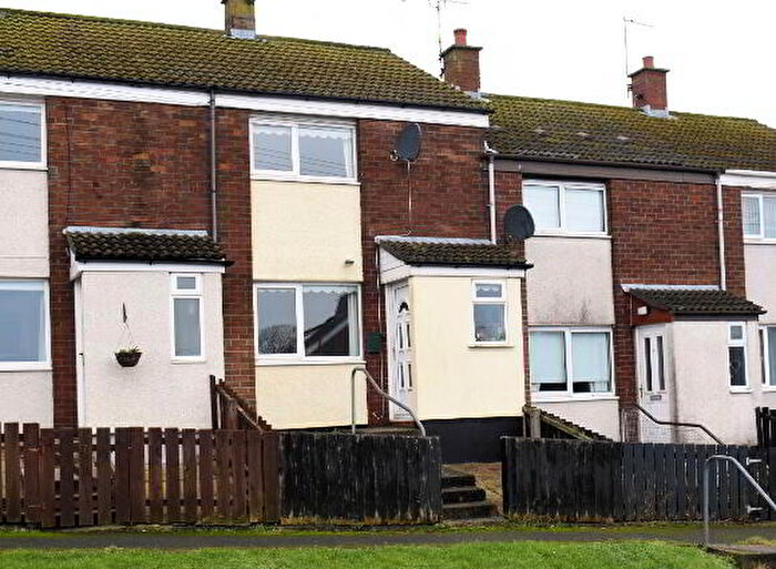 3 Bedroom Mid Terraced House For Sale In Highbury Avenue, Killyleagh, BT30