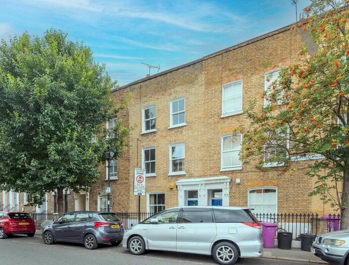 5 Bedroom Terraced House To Rent In Chisenhale Road, Bow, London, E3