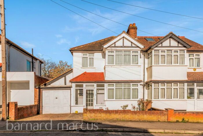 3 Bedroom Property To Rent In Ashleigh Gardens, Sutton, SM1