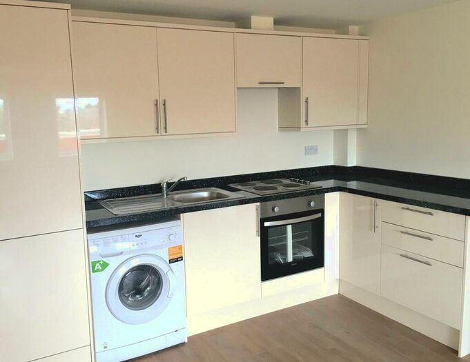 1 Bedroom Flat To Rent In High Street North, Dunstable, LU6