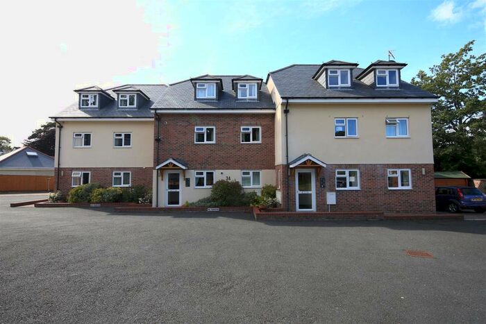 2 Bedroom Apartment To Rent In Plymstock, Plymouth, PL9