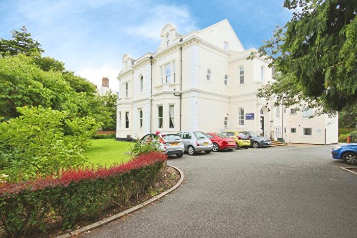 1 Bedroom Flat For Sale In Kenilworth Road, Leamington Spa, Warwickshire, CV32