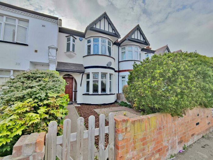 3 Bedroom Terraced House To Rent In Hamstel Road, Southend On Sea, SS2