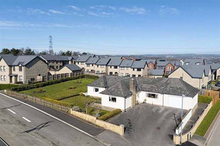 3 Bedroom Detached Bungalow For Sale In Gernhill Avenue, Fixby, Huddersfield, HD2