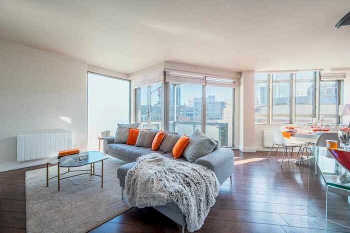 2 Bedroom Flat To Rent In City Road, City, EC1V