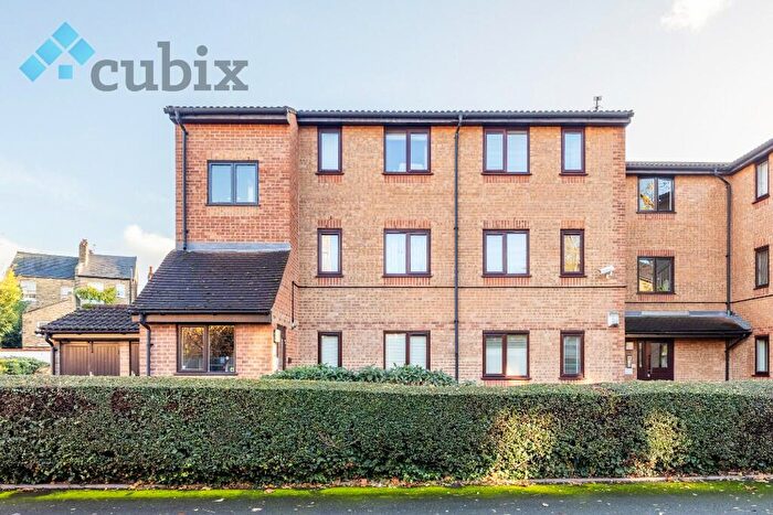 1 Bedroom Flat For Sale In John Maurice Close, London, SE17