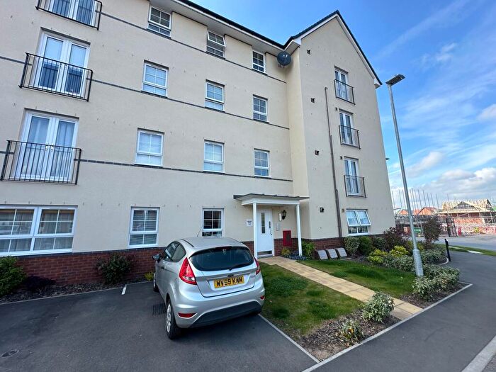 2 Bedroom Flat To Rent In Rushworth Close, Tamworth, B78