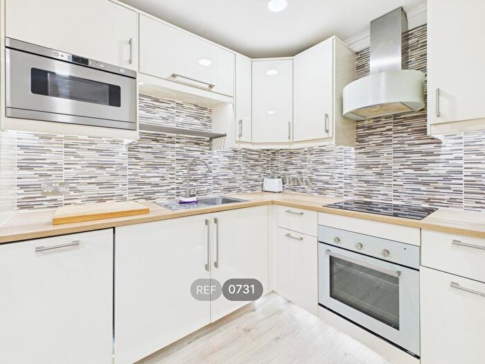 1 Bedroom Apartment To Rent In Pearson Park, HU5