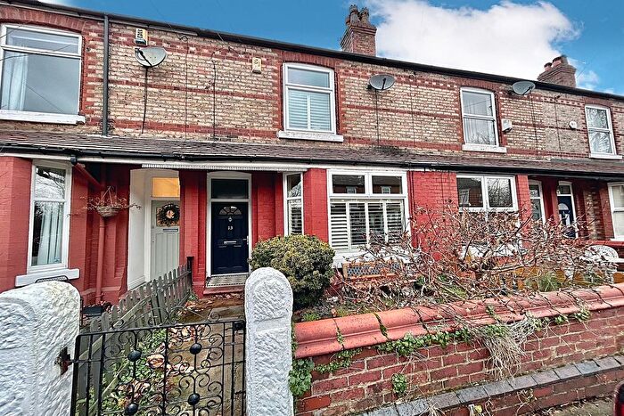 3 Bedroom Terraced House For Sale In Matlock Avenue, West Didsbury, M20