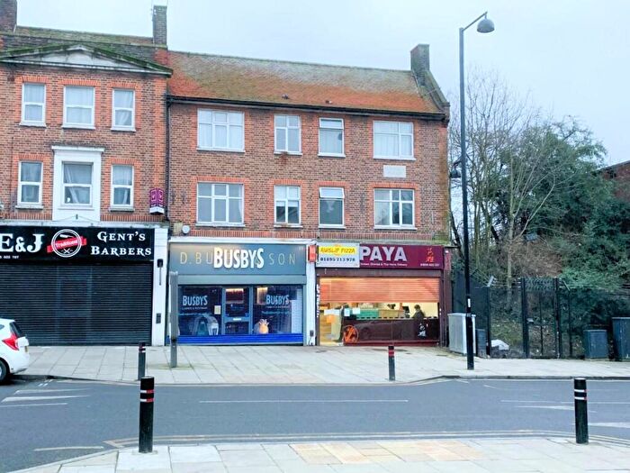 1 Bedroom Flat To Rent In Victoria Road, Ruislip, HA4