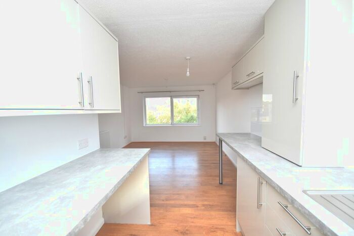 2 Bedroom Flat To Rent In The Maltings, Saffron Walden, Essex, CB10