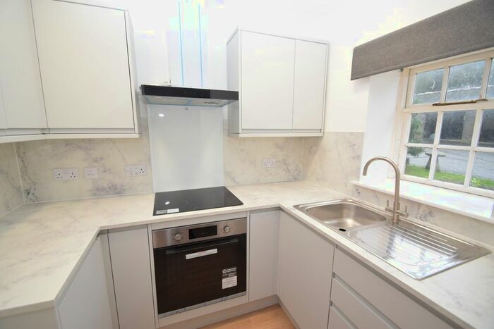 2 Bedroom Barn Conversion To Rent In Trenarth Barns, High Cross, TR11