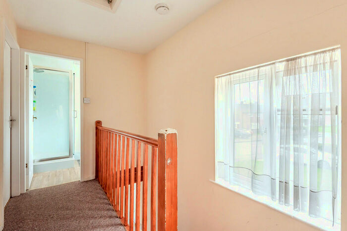 4 Bedroom Semi-Detached House To Rent In Cabell Road, Guildford, GU2