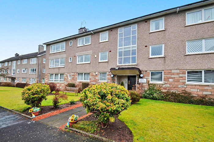 3 Bedroom Flat For Sale In / Fruin Court, Fruin Avenue, Newton Mearns, East Renfrewshire, G77