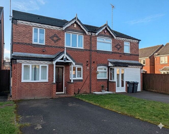 3 Bedroom Semi-Detached House To Rent In Grattidge Road, Birmingham, B27