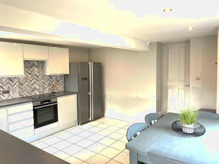 4 Bedroom Detached House To Rent In Southmead Road, Westbury On Trym, BS10