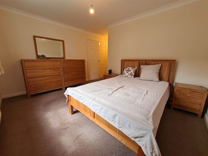 2 Bedroom Flat To Rent In Flat Terrill Close, Huntingdon, PE29