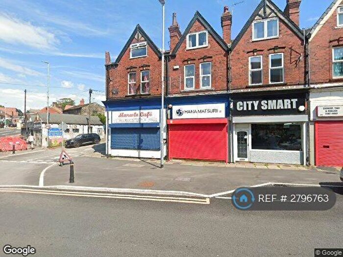 2 Bedroom Flat To Rent In Meanwood Road, Leeds, LS6