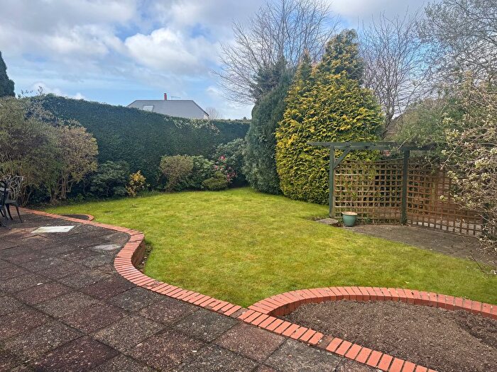 3 Bedroom Detached Bungalow For Sale In Maidstone Road, Pembury, TN2